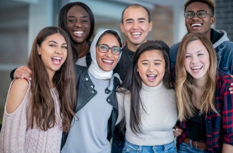۱۰ واقعیت کلیدی که دانشجویان بین‌المللی باید در مورد مجوز کار پس از فارغ‌التحصیلی کانادا بدانند | سوگیموتو ویزا